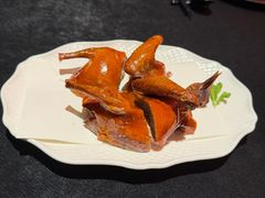 脆皮乳鸽-醉东Oriental House(静安嘉里店)
