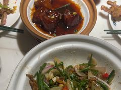 -小菜园新徽菜(镇江丹阳吾悦店)