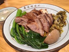 狮头鹅肉拼猪手饭-狮头牌卤味研究所·卤味饭(花城汇南区店)