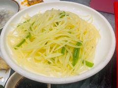 -侬佳蒸菜馆(听潮店)