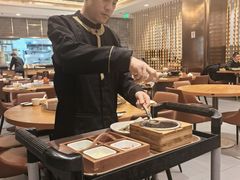 -乐忻皇朝(上海中心大厦店)