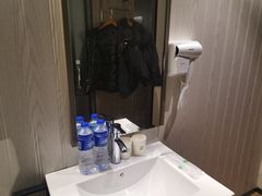 -海友酒店(北京清华大学五道口地铁站店)