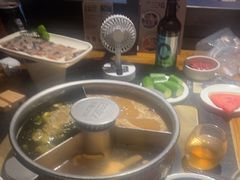 牛油辣锅底-巴奴毛肚火锅(广益哥伦布店)