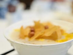 荔湾艇仔粥-新雅粤菜馆(南京东路店)