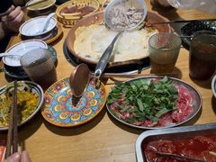 -洱火云南酸菜牛肉火锅(石景山当代商城店)