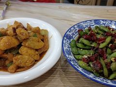 -江城燕子大排档(江汉路步行街店)