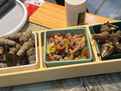 -锅老头海鲜铁锅炖