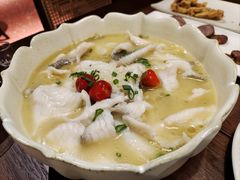 -肆海小川菜酒馆Wine Bistro (青年路店)