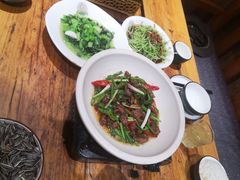 -老滇山寨•云南特色菜•地方菜•民族风情歌舞表演(金碧店)