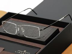 -目艮眼镜SHOWROOM(品牌集合店)