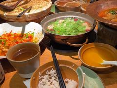 -吃饭皇帝大(长宁龙之梦店)