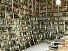 -钟书阁(松江泰晤士小镇店)