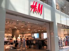 -H&M(鹏欣水游城店)