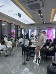 -藤野造型烫染·漂发