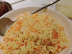 胡萝卜焖饭-关东小磨东北菜(漕河泾印象城店)