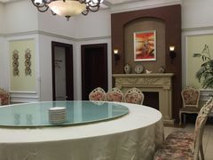 -梅龙镇酒家(南京西路总店)