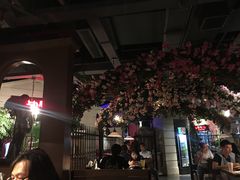 大堂-沪小胖小龙虾(淮海中路旗舰店)