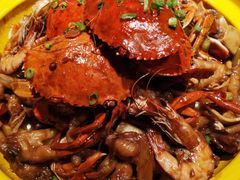 -多嘴肉蟹煲(万达店)