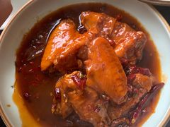 秘制翅中-佳佳麻辣烧菜馆