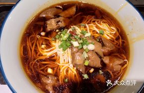 Mai's Intestine Noodles