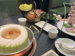 -得意咚瓜·顺德鱼生·冬瓜火锅(深圳首店)