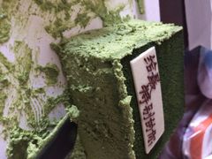 抹茶栗蓉，栗蓉……大块栗子果肉没有磨成蓉。-21cake廿一客蛋糕