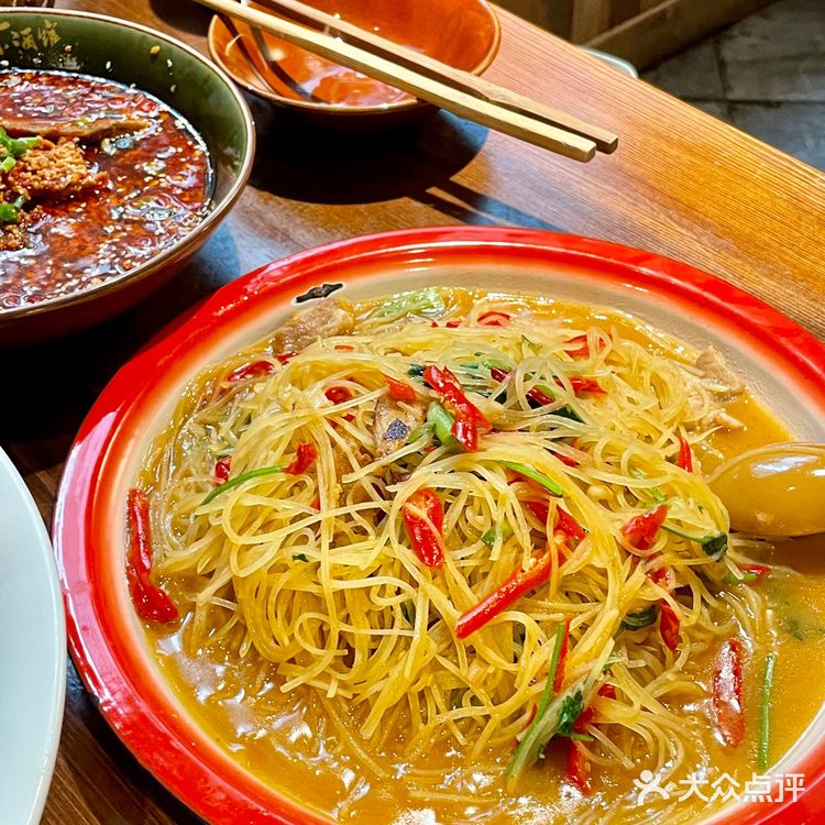 深圳川菜｜夏天就是要去半步颠吃新品小龙虾or毛蟹🦞