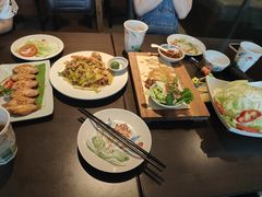 -大头虾越式风味餐厅(光明广场店)