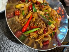 -万重锦·人文川菜馆(骡马市店)