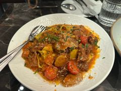 -LESCEDARS Brasserie Bistro香柏树