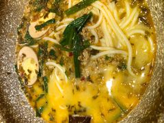 -蒙自源过桥米线(红谷滩万达店)