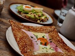鸡蛋蘑菇熏肉荞麦可丽饼-RAC BAR(安福路店)
