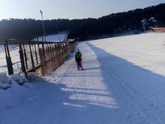 -十三陵雪世界滑雪场
