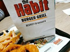 -The Habit Burger Grill 哈比特汉堡(爱琴海店)