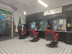 -老男孩男士理容馆·理发·烫染·修面