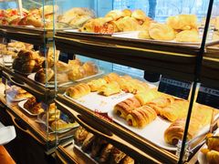 面包甜点陈列柜-新侨三宝乐面包店(崇文门店)