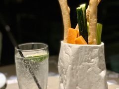 笔筒色拉-穹六人间 people 6(岳阳路店)