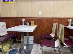 大堂-杜老鲜麻辣烫(立信街店)