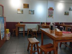 -丽虹云南过桥米线(兴工街店)