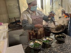 -正宗杨记普洱酸醋米线(总店)