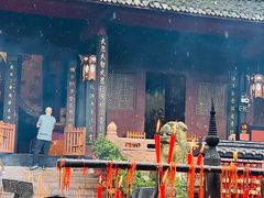 -峨眉山报国寺