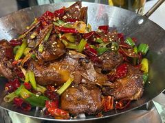 -霸气大叔干锅鸭头·龙虾烧烤·川菜·赛事直播(三里屯店)