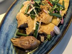 招牌葱油淋鸡-玲珑·新粤菜(安华汇店)