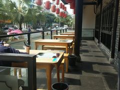 露天位-鸡毛店·川菜(双楠店)