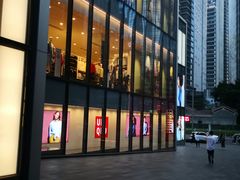 -优衣库(深圳万象天地旗舰店)
