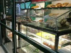面包甜点陈列柜-南来顺饭庄·清真(南菜园店)