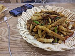 -江城燕子大排档(江汉路步行街店)