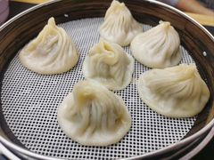 金陵小笼汤包-金原鸭血粉丝汤·汤包·脆皮烤鸭(南京博物院店)