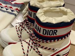 -DIOR迪奥(德基广场女装店)