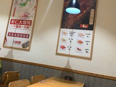 大堂-南城香·饭香串香馄饨香(赵公口店)